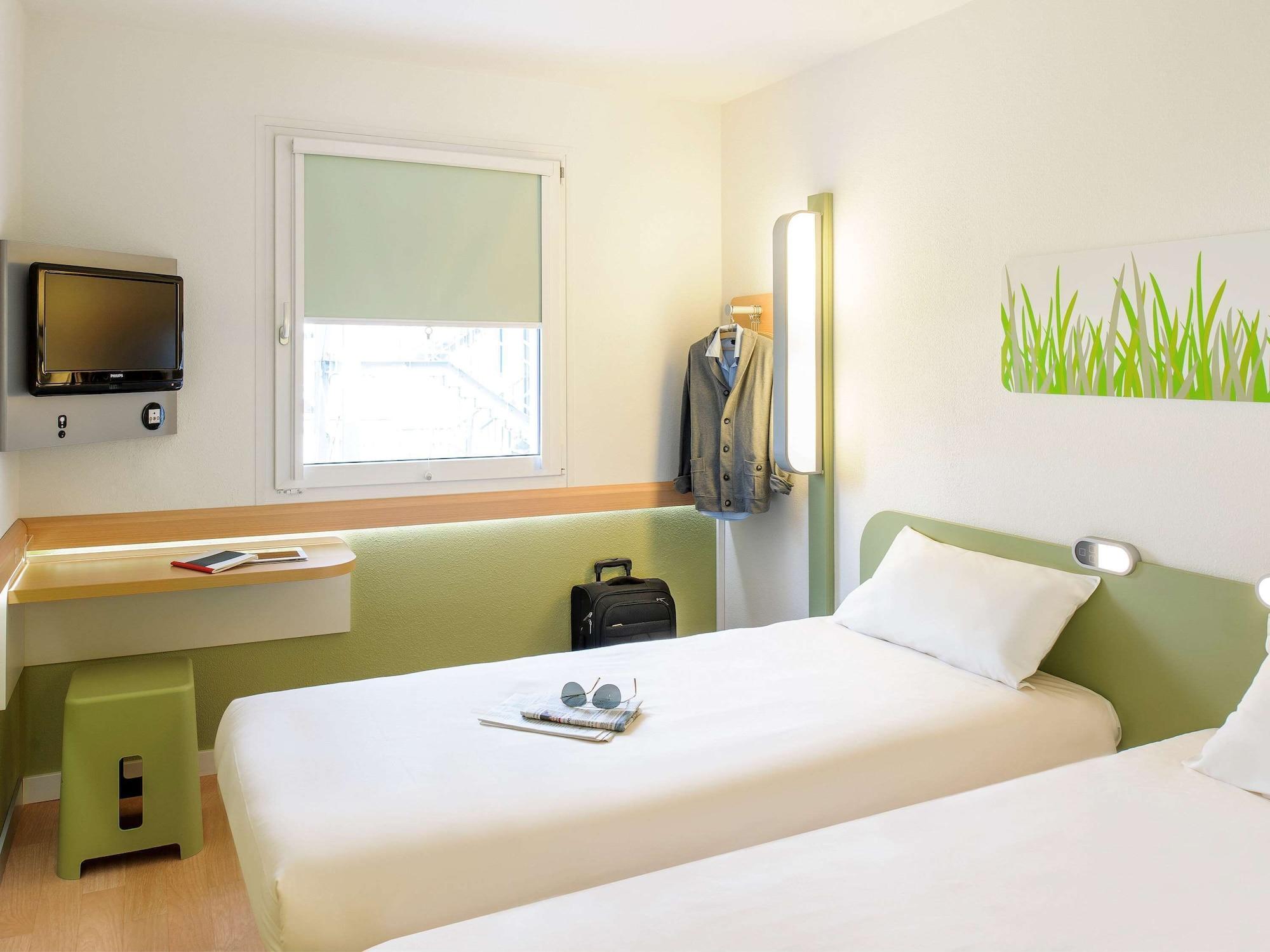 Ibis Budget Hyères Екстериор снимка